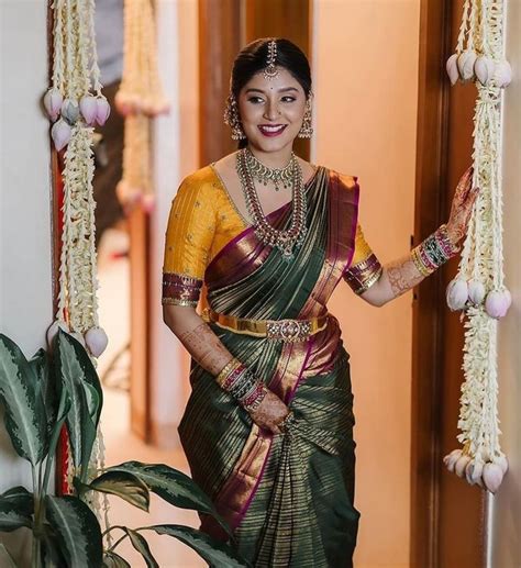 Saree Porn (9,505) @ Porzo.com